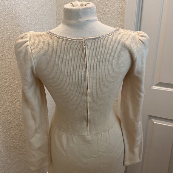 St John for Bullock’s Vintage Cream Long Sleeve Knit Midi Dress V-neck Sz 0 - Picture 8 of 11